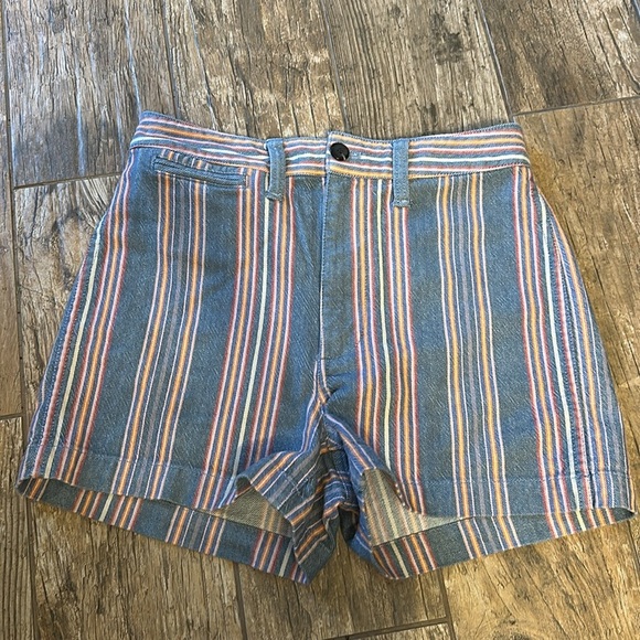 Madewell Emmett Shorts in Rainbow Stripe 25 - Picture 2 of 4